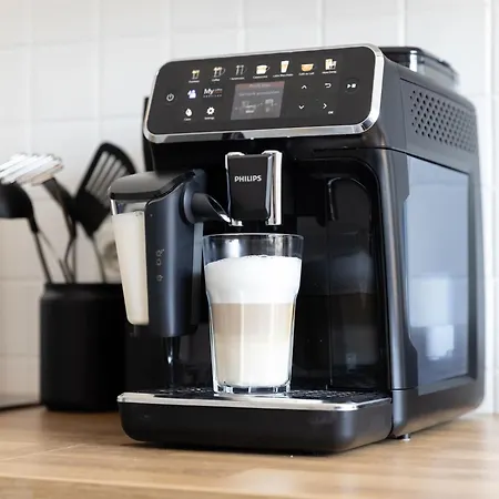 Zentrales Kaffeevollautomat Parkplatz *